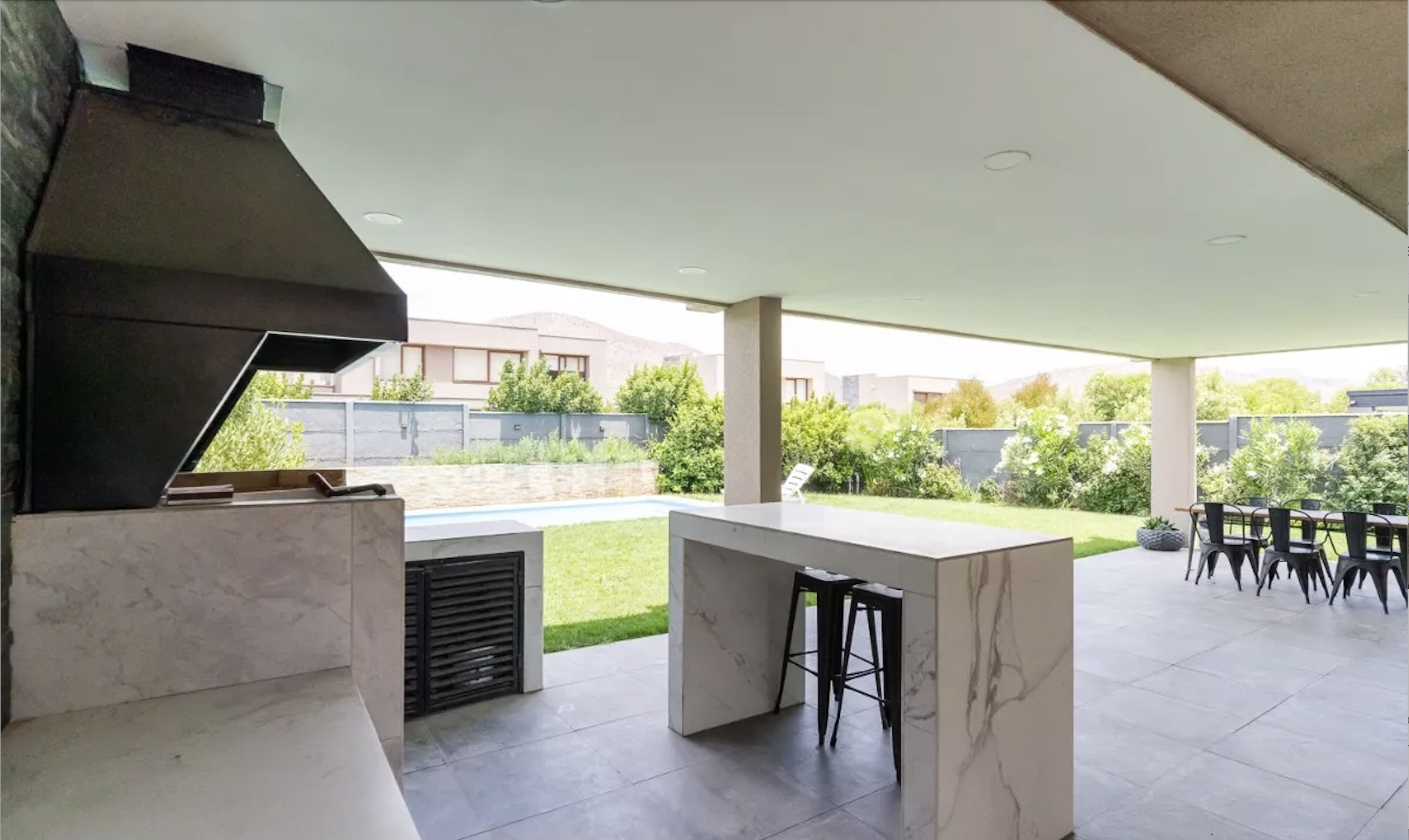 Casa Mediterranea en Arriendo, Barrio Chamisero