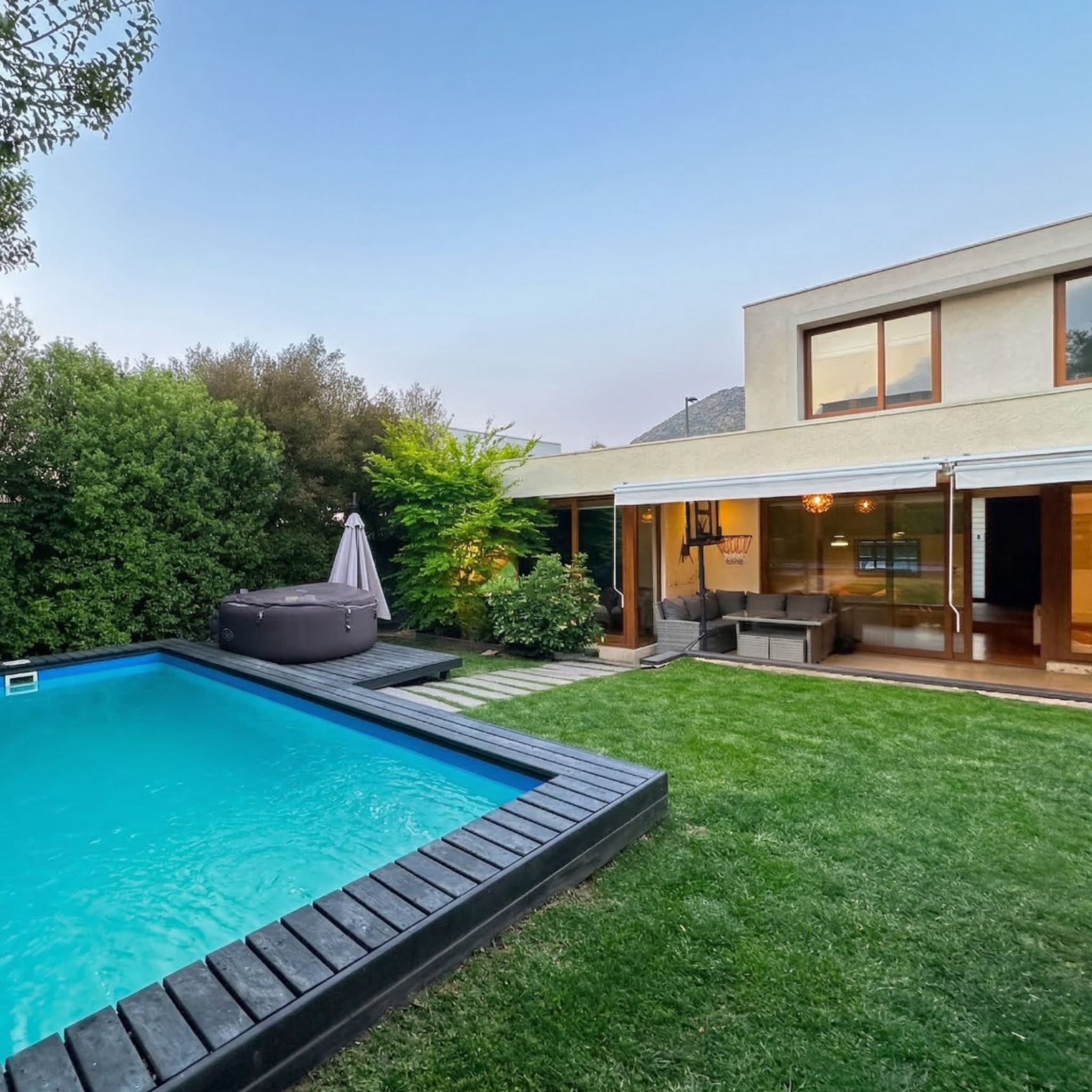 Casa Moderna, full equipada en Chamisero, Chicureo